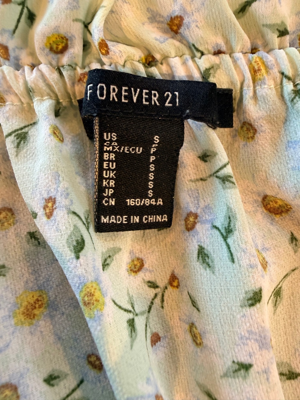 Forever 21 Light Green Dirsy Floral Smocked Off-Shoulder Dress Small - Picture 2 of 7